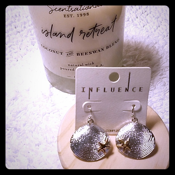 NWT! Influence Earrings pierced - Picture 2 of 3